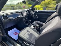 USED 2015 64 VOLKSWAGEN BEETLE 1.6 TDI BlueMotion Tech Design Cabriolet 2dr Diesel Manual Euro 5 (s/s) (105 ps) ***APPLE CARPLAY, 18" ALLOYS, 7 SERVICES *** FINANCE AVAILABLE FROM 9.9% APR ***