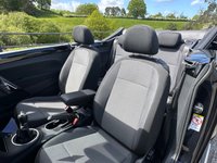 USED 2015 64 VOLKSWAGEN BEETLE 1.6 TDI BlueMotion Tech Design Cabriolet 2dr Diesel Manual Euro 5 (s/s) (105 ps) ***APPLE CARPLAY, 18" ALLOYS, 7 SERVICES *** FINANCE AVAILABLE FROM 9.9% APR ***