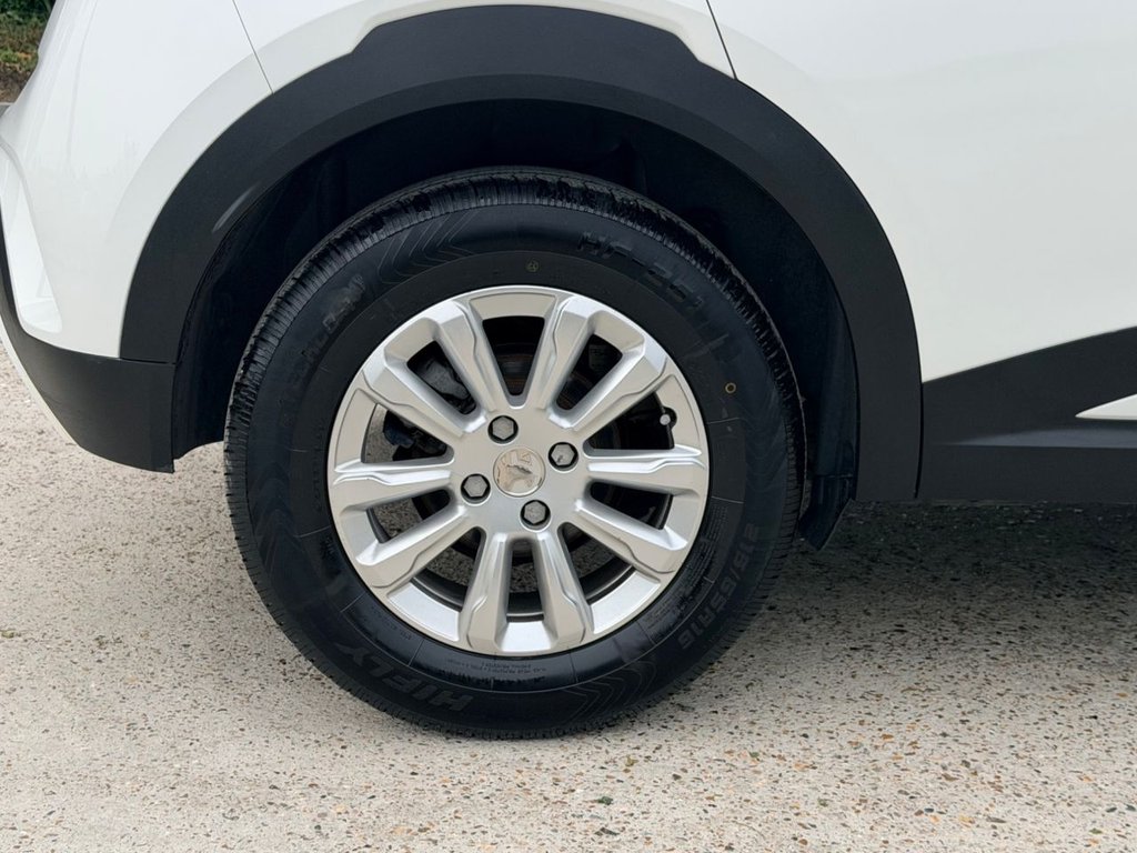USED 2022 22 VAUXHALL MOKKA 1.2 Turbo Design SUV 5dr Petrol Manual Euro 6 (s/s) (100 ps) 4 Services|Cruise|Lane Assist|Apple CarPlay/Android Auto|