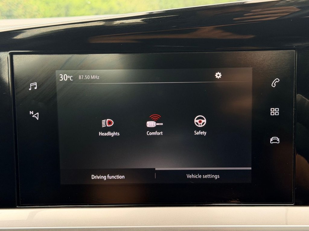 USED 2022 22 VAUXHALL MOKKA 1.2 Turbo Design SUV 5dr Petrol Manual Euro 6 (s/s) (100 ps) 4 Services|Cruise|Lane Assist|Apple CarPlay/Android Auto|