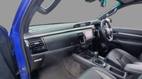 USED 2023 72 TOYOTA HI-LUX 2.8 D-4D Invincible X Pickup Double Cab 4dr Diesel Auto 4WD Euro 6 (s/s) (204 ps) REVERSE CAMERA | HEATED SEATS
