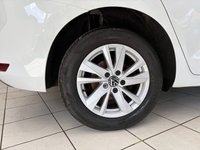 USED 2021 70 VOLKSWAGEN TOURAN 1.5 TSI EVO SE Family MPV 5dr Petrol Manual Euro 6 (s/s) (150 ps) PURE WHITE / BLACK LASANO CLOTH TRIM / PANORAMIC GLASS SUNROOF / DUAL ZONE CLIMATE / ELECTRIC WINDOWS / MIRRORS / AUTO LIGHTS / FRONT ASSIST / ADAPTIVE CRUISE / SATNAV / DAB FM TUNER / USB / BLUETOOTH / FRONT AND REAR PARKING SENSORS / PRIVACY GLASS / 16" ALLOY WHEELS / SERVICE HISTORY