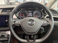 USED 2021 70 VOLKSWAGEN TOURAN 1.5 TSI EVO SE Family MPV 5dr Petrol Manual Euro 6 (s/s) (150 ps) PURE WHITE / BLACK LASANO CLOTH TRIM / PANORAMIC GLASS SUNROOF / DUAL ZONE CLIMATE / ELECTRIC WINDOWS / MIRRORS / AUTO LIGHTS / FRONT ASSIST / ADAPTIVE CRUISE / SATNAV / DAB FM TUNER / USB / BLUETOOTH / FRONT AND REAR PARKING SENSORS / PRIVACY GLASS / 16" ALLOY WHEELS / SERVICE HISTORY