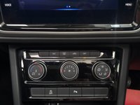 USED 2021 70 VOLKSWAGEN TOURAN 1.5 TSI EVO SE Family MPV 5dr Petrol Manual Euro 6 (s/s) (150 ps) PURE WHITE / BLACK LASANO CLOTH TRIM / PANORAMIC GLASS SUNROOF / DUAL ZONE CLIMATE / ELECTRIC WINDOWS / MIRRORS / AUTO LIGHTS / FRONT ASSIST / ADAPTIVE CRUISE / SATNAV / DAB FM TUNER / USB / BLUETOOTH / FRONT AND REAR PARKING SENSORS / PRIVACY GLASS / 16" ALLOY WHEELS / SERVICE HISTORY