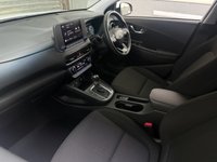 USED 2022 22 HYUNDAI KONA 1.6 h-GDi SE Connect SUV 5dr Petrol Hybrid DCT Euro 6 (s/s) (141 ps) 4TH MAJOR SERVICE COMPLTED