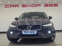 USED 2019 19 VOLVO V60 CROSS COUNTRY 2.0 D4 Plus Estate 5dr Diesel Auto AWD Euro 6 (s/s) (190 ps) 