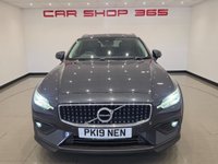 USED 2019 19 VOLVO V60 CROSS COUNTRY 2.0 D4 Plus Estate 5dr Diesel Auto AWD Euro 6 (s/s) (190 ps) 
