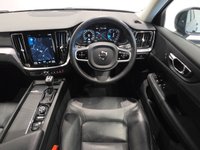 USED 2019 19 VOLVO V60 CROSS COUNTRY 2.0 D4 Plus Estate 5dr Diesel Auto AWD Euro 6 (s/s) (190 ps) 