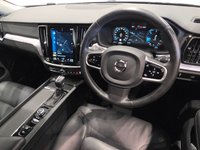 USED 2019 19 VOLVO V60 CROSS COUNTRY 2.0 D4 Plus Estate 5dr Diesel Auto AWD Euro 6 (s/s) (190 ps) 