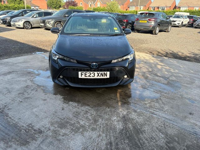 View our Toyota Corolla 1.8 VVT-h Design Touring Sports 5dr Petrol Hybrid CVT Euro 6 (s/s) (140 ps)
