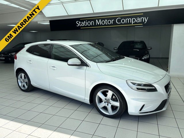 View our VOLVO V40