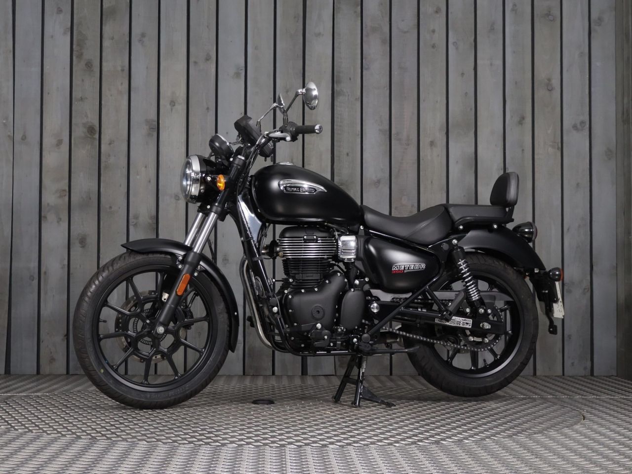 ROYAL ENFIELD Meteor 350