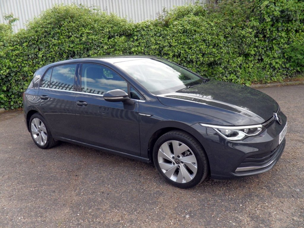 USED 2020 70 VOLKSWAGEN GOLF 1.5 eTSI MHEV Style Hatchback 5dr Petrol Hybrid DSG Euro 6 (s/s) (150 ps) Superb Condition Family Owned FSH