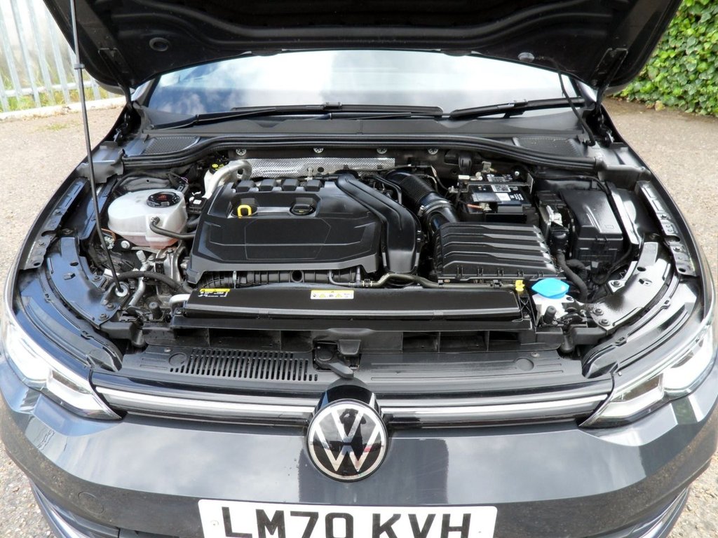 USED 2020 70 VOLKSWAGEN GOLF 1.5 eTSI MHEV Style Hatchback 5dr Petrol Hybrid DSG Euro 6 (s/s) (150 ps) Superb Condition Family Owned FSH