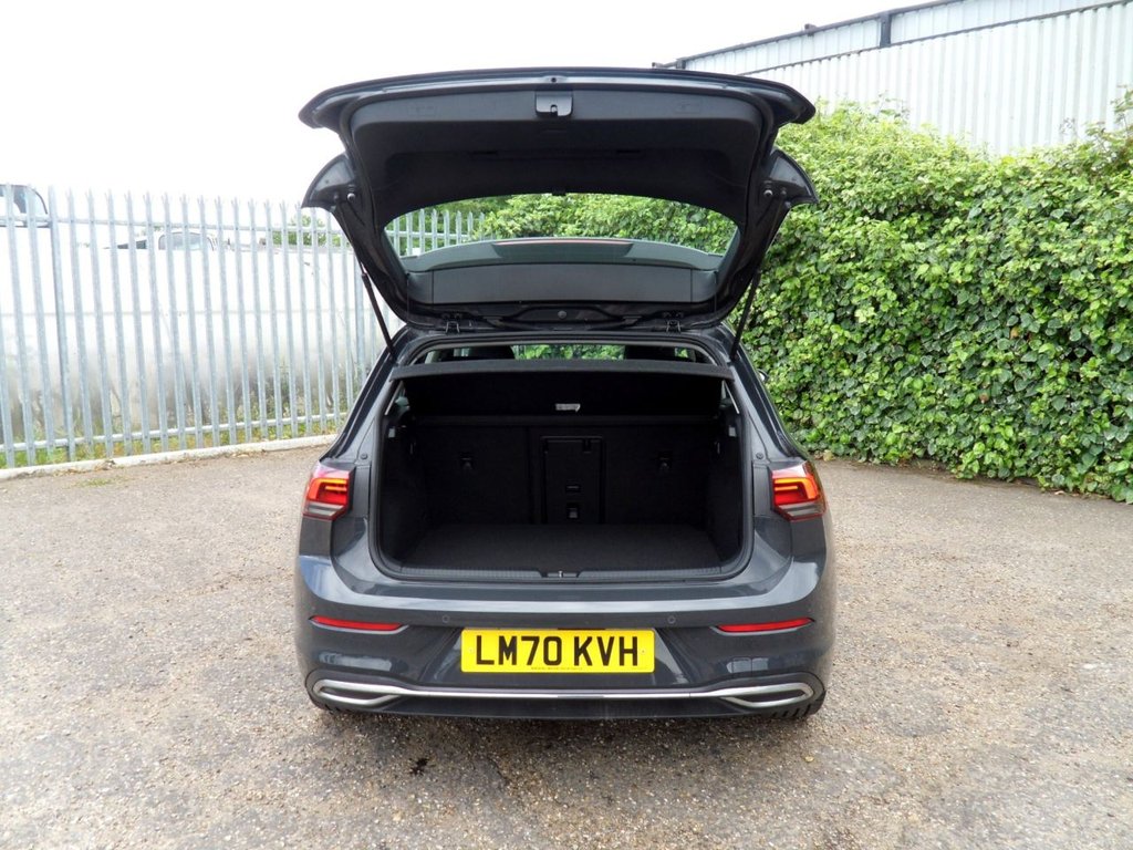 USED 2020 70 VOLKSWAGEN GOLF 1.5 eTSI MHEV Style Hatchback 5dr Petrol Hybrid DSG Euro 6 (s/s) (150 ps) Superb Condition Family Owned FSH