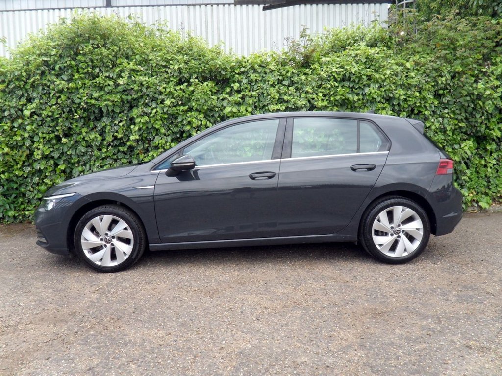 USED 2020 70 VOLKSWAGEN GOLF 1.5 eTSI MHEV Style Hatchback 5dr Petrol Hybrid DSG Euro 6 (s/s) (150 ps) Superb Condition Family Owned FSH