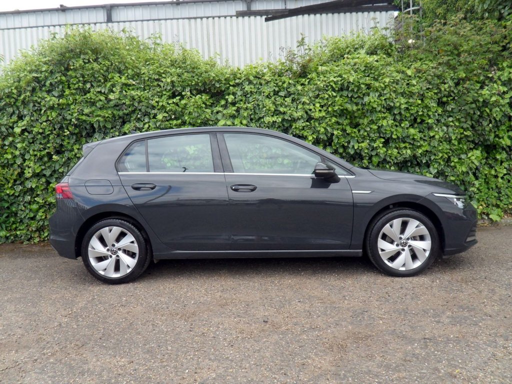 USED 2020 70 VOLKSWAGEN GOLF 1.5 eTSI MHEV Style Hatchback 5dr Petrol Hybrid DSG Euro 6 (s/s) (150 ps) Superb Condition Family Owned FSH
