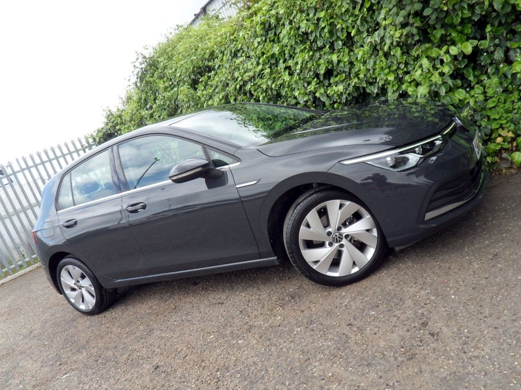 USED 2020 70 VOLKSWAGEN GOLF 1.5 eTSI MHEV Style Hatchback 5dr Petrol Hybrid DSG Euro 6 (s/s) (150 ps) Superb Condition Family Owned FSH