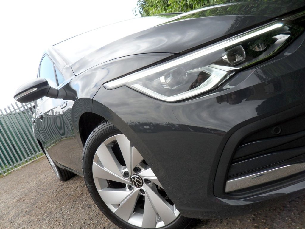 USED 2020 70 VOLKSWAGEN GOLF 1.5 eTSI MHEV Style Hatchback 5dr Petrol Hybrid DSG Euro 6 (s/s) (150 ps) Superb Condition Family Owned FSH