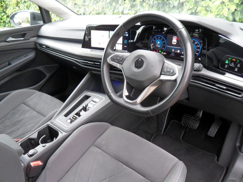 USED 2020 70 VOLKSWAGEN GOLF 1.5 eTSI MHEV Style Hatchback 5dr Petrol Hybrid DSG Euro 6 (s/s) (150 ps) Superb Condition Family Owned FSH