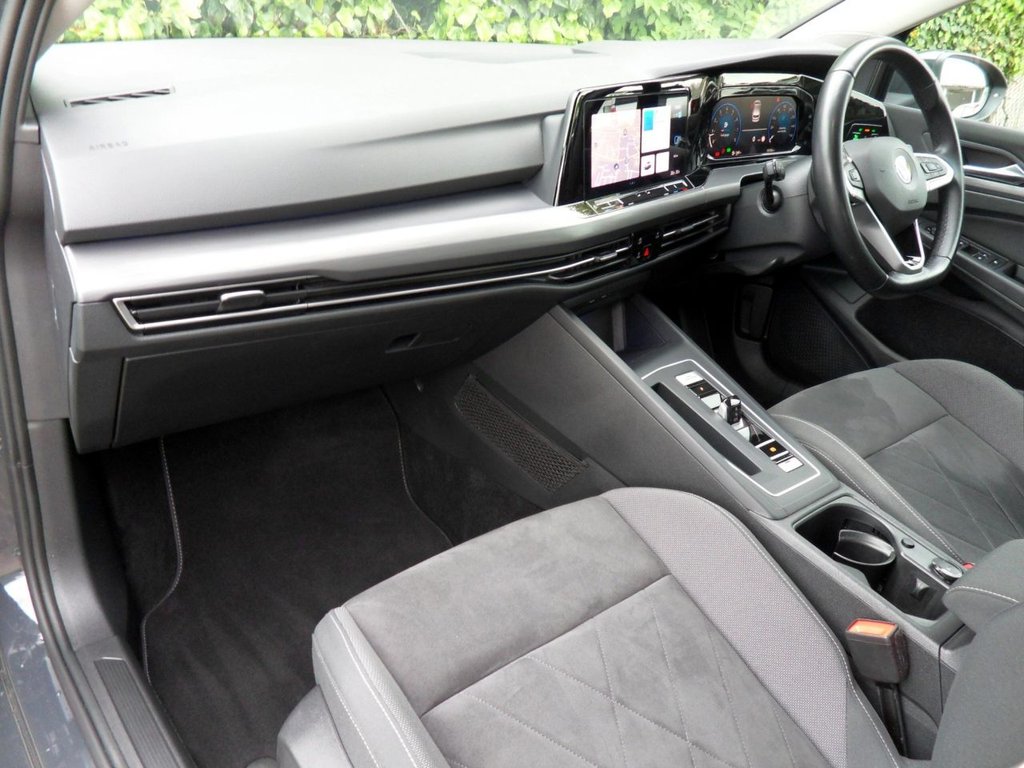 USED 2020 70 VOLKSWAGEN GOLF 1.5 eTSI MHEV Style Hatchback 5dr Petrol Hybrid DSG Euro 6 (s/s) (150 ps) Superb Condition Family Owned FSH