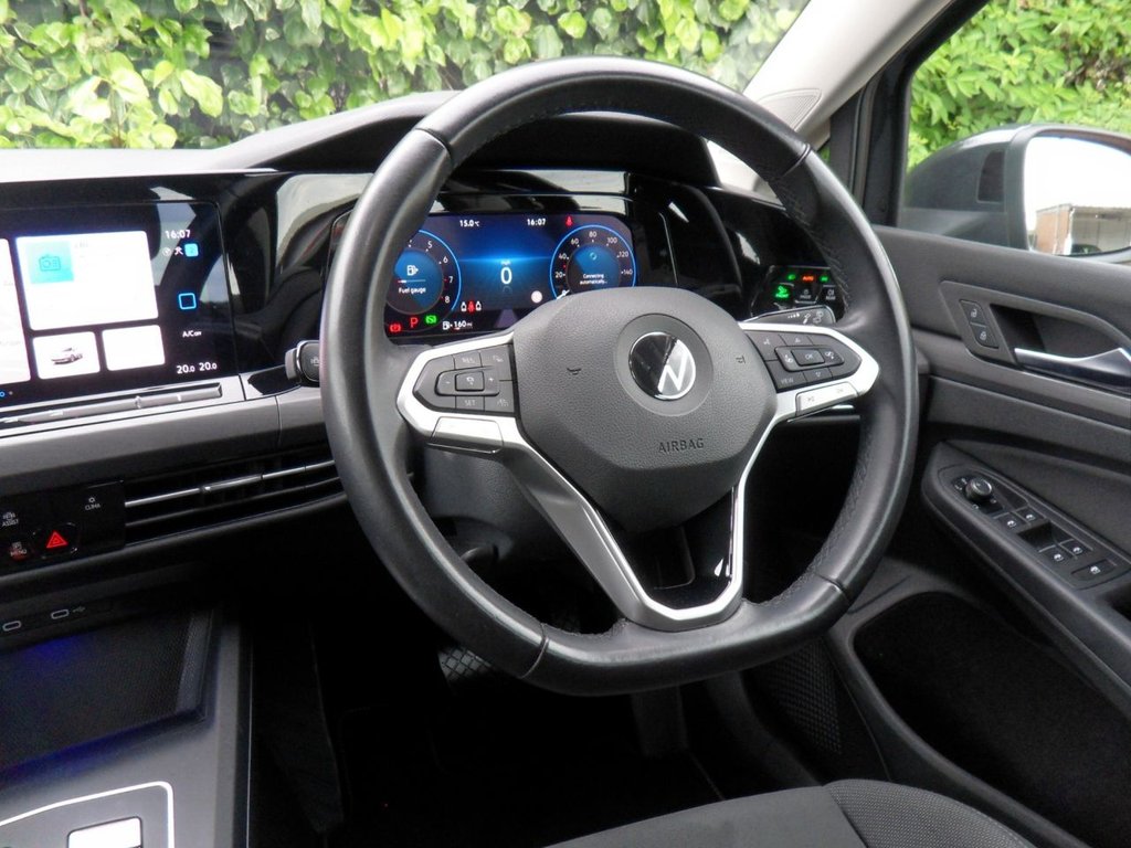USED 2020 70 VOLKSWAGEN GOLF 1.5 eTSI MHEV Style Hatchback 5dr Petrol Hybrid DSG Euro 6 (s/s) (150 ps) Superb Condition Family Owned FSH