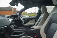 USED 2019 19 JAGUAR F-PACE 3.0 D300 V6 S SUV 5dr Diesel Auto AWD Euro 6 (s/s) (300 ps) 