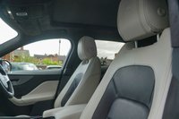 USED 2019 19 JAGUAR F-PACE 3.0 D300 V6 S SUV 5dr Diesel Auto AWD Euro 6 (s/s) (300 ps) 