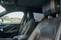 USED 2017 02 JAGUAR F-PACE 3.0 D300 V6 S SUV 5dr Diesel Auto AWD Euro 6 (s/s) (300 ps) 