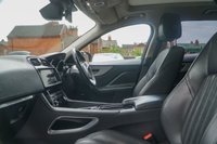USED 2020 20 JAGUAR F-PACE 2.0 D180 Portfolio SUV 5dr Diesel Auto AWD Euro 6 (s/s) (180 ps) 