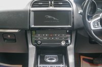 USED 2020 20 JAGUAR F-PACE 2.0 D180 Portfolio SUV 5dr Diesel Auto AWD Euro 6 (s/s) (180 ps) 