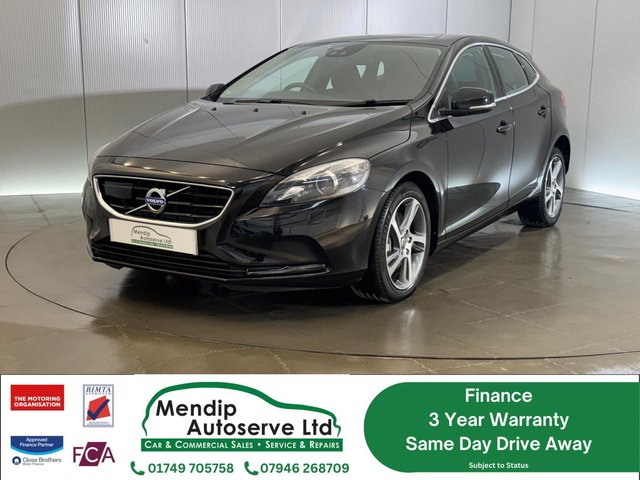 View our VOLVO V40