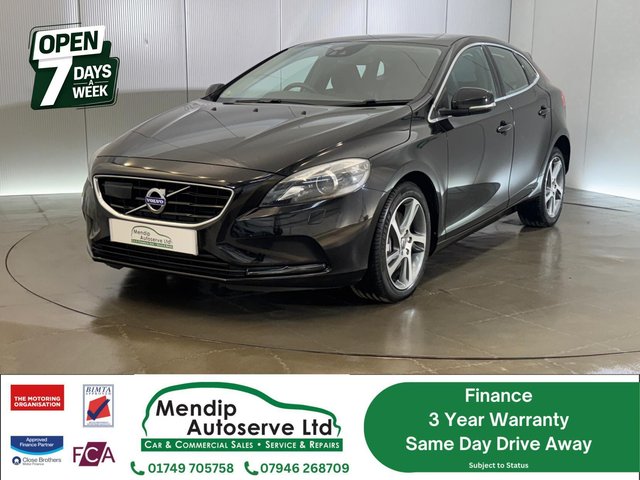 View our VOLVO V40