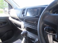 USED 2023 23 VAUXHALL VIVARO 2.0 Turbo D 3100 Pro Panel Van 6dr Diesel Manual L2 H1 Euro 6 (s/s) (145 ps) Air Con, Park Camera