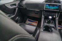 USED 2018 68 JAGUAR F-PACE 2.0 D165 R-Sport SUV 5dr Diesel Manual Euro 6 (s/s) (163 ps) 