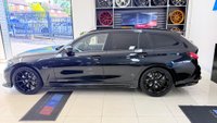 USED 2022 71 BMW 3 SERIES 2.0 330e 12kWh M Sport Touring Auto Euro 6 (s/s) 5dr 1 OWNER - F1 DIFFUSER - FULL K