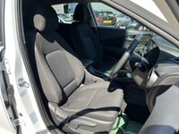USED 2021 70 HYUNDAI KONA 1.0 T-GDi MHEV Premium SUV 5dr Petrol Hybrid Manual Euro 6 (s/s) (120 ps) - F/S/H - APPLE CAR PLAY - SAT NAV - HEATED SEATS & STEERING - REVERSE CAMERA - P/SENSORS - BLUETOOTH - 2 OWNERS
