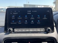 USED 2021 70 HYUNDAI KONA 1.0 T-GDi MHEV Premium SUV 5dr Petrol Hybrid Manual Euro 6 (s/s) (120 ps) - F/S/H - APPLE CAR PLAY - SAT NAV - HEATED SEATS & STEERING - REVERSE CAMERA - P/SENSORS - BLUETOOTH - 2 OWNERS