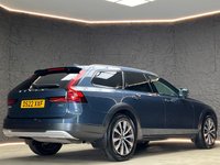 USED 2022 22 VOLVO V90 CROSS COUNTRY 2.0 B5 MHEV Plus Estate 5dr Petrol Hybrid Auto AWD Euro 6 (s/s) (250 ps) FSH, HEATED SEATS, REAR CAMERA, NAV