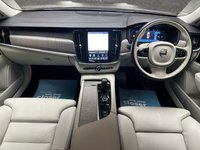 USED 2022 22 VOLVO V90 CROSS COUNTRY 2.0 B5 MHEV Plus Estate 5dr Petrol Hybrid Auto AWD Euro 6 (s/s) (250 ps) FSH, HEATED SEATS, REAR CAMERA, NAV