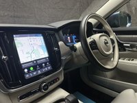 USED 2022 22 VOLVO V90 CROSS COUNTRY 2.0 B5 MHEV Plus Estate 5dr Petrol Hybrid Auto AWD Euro 6 (s/s) (250 ps) FSH, HEATED SEATS, REAR CAMERA, NAV