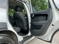 USED 2023 72 MINI COUNTRYMAN 2.0 Cooper S Classic SUV 5dr Petrol Steptronic Euro 6 (s/s) (178 ps) FULL MINI SERVICE HISTORY * MINI SERVICE PLAN AND WARRANTY INCLUDED