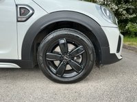 USED 2023 72 MINI COUNTRYMAN 2.0 Cooper S Classic SUV 5dr Petrol Steptronic Euro 6 (s/s) (178 ps) FULL MINI SERVICE HISTORY * MINI SERVICE PLAN AND WARRANTY INCLUDED