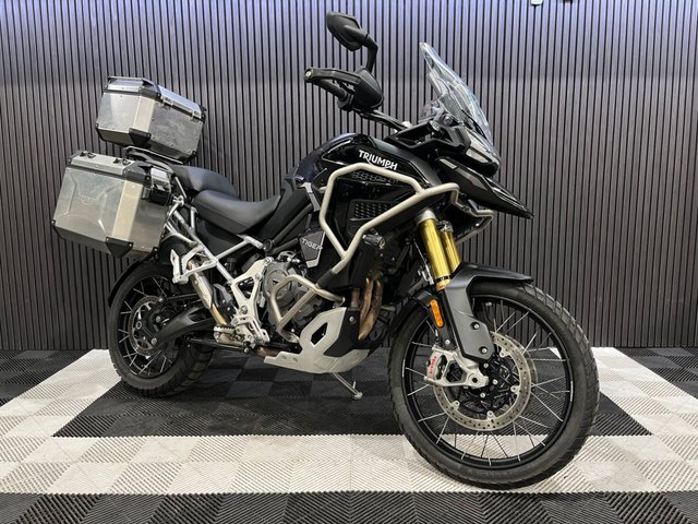 View our TRIUMPH TIGER 1200