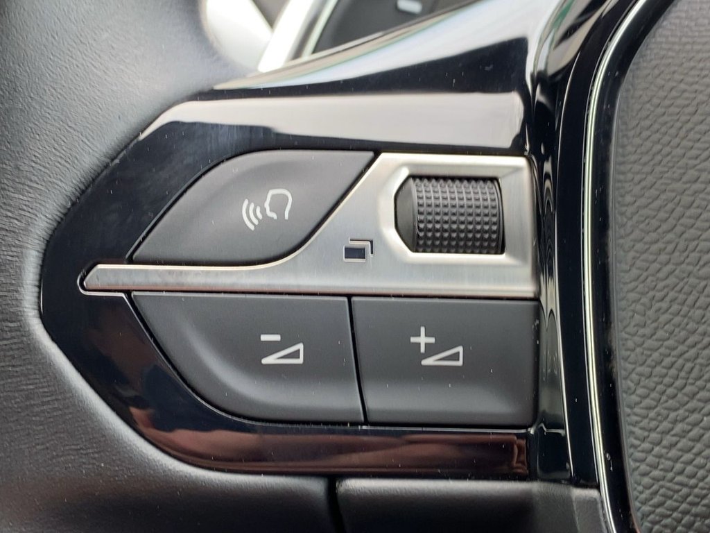 USED 2021 21 PEUGEOT 5008 1.5 BlueHDi Allure Premium SUV 5dr Diesel EAT Euro 6 (s/s) (130 ps) KEYLESS+SATNAV+CARPLAY+CAMERA
