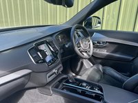 USED 2021 21 VOLVO XC90 2.0 B5 MHEV R-Design SUV 5dr Petrol Hybrid Auto 4WD Euro 6 (s/s) (250 ps) 