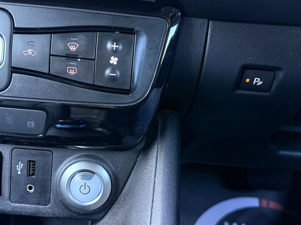 USED 2018 67 NISSAN LEAF 40kWh Tekna Hatchback 5dr Electric Auto (150 ps) APPLE CARPLAY+360 CAMERA+F/LEATHER