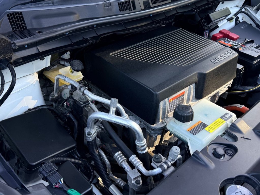 USED 2018 67 NISSAN LEAF 40kWh Tekna Hatchback 5dr Electric Auto (150 ps) APPLE CARPLAY+360 CAMERA+F/LEATHER