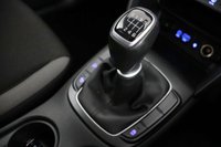 USED 2019 69 HYUNDAI KONA 1.0 T-GDi Premium SUV 5dr Petrol Manual Euro 6 (s/s) (120 ps) SATNAV, CAMERA, APPLE CARPLAY