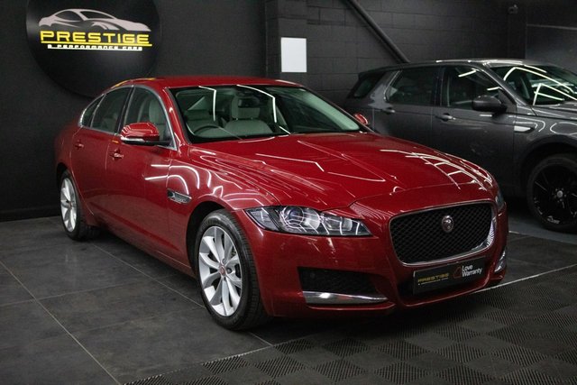 View our Jaguar Xf 2.0d Prestige Saloon 4dr Diesel Auto Euro 6 (s/s) (180 ps)